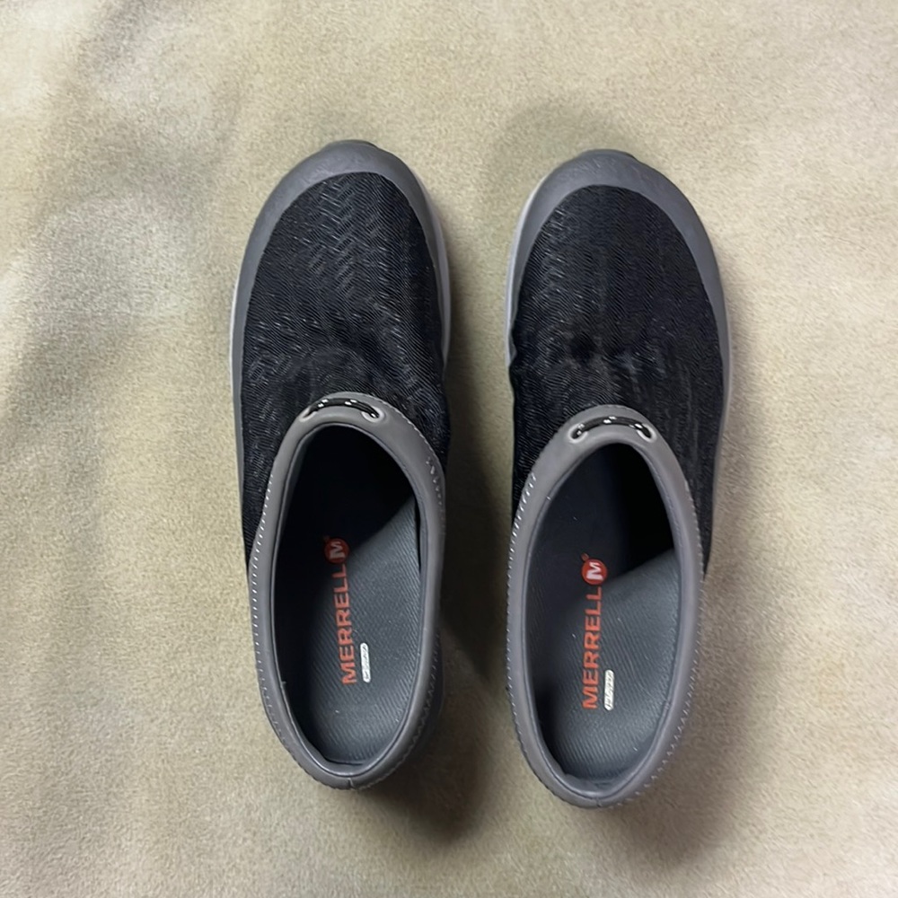 Women’s Merrell shoes